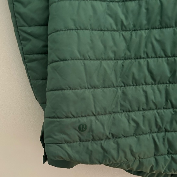 Lululemon Switch Please Shacket Green Reversible Size 10 - Picture 3 of 12